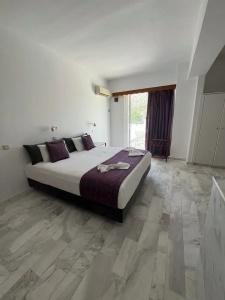 Vlycha Beach Studios & Apartments - 67