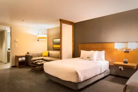 Hyatt Place Charlottesville - 6