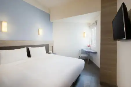 Amaris Satrio Kuningan - Jakarta - 19