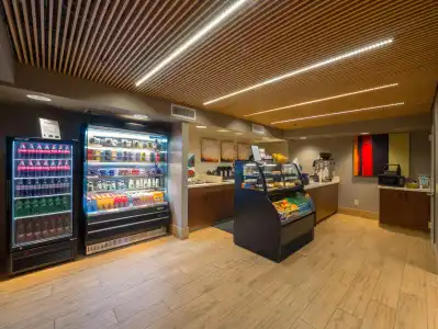 Hilton Phoenix Airport - 11