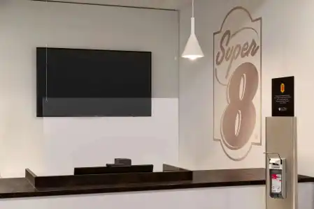 Super 8 by Wyndham Augsburg - 13
