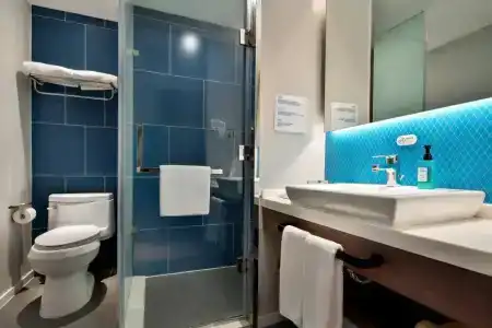 Holiday Inn Express SANYA BAY by IHG - 8