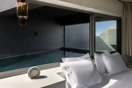 West East Suites - 34