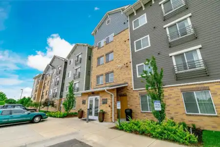 WaterWalk Extended Stay by Wyndham Wichita - 3