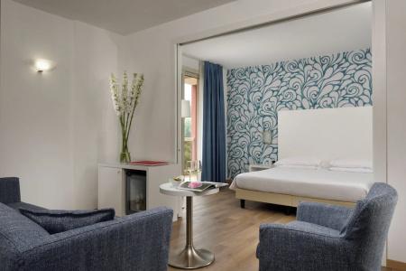 Continental Wellness & Spa - 87