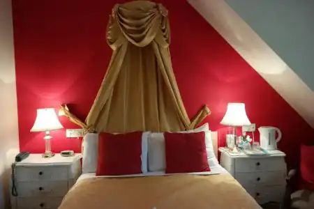 Acorn Guest House - 79