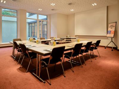 Flemings Wien-Stadthalle - 15