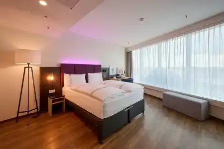 Premier Inn Wurzburg - 29
