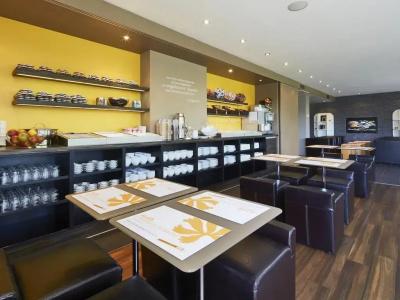 B&B Düsseldorf City-Süd - 20