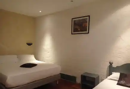 Hôtel de la Couronne - 33