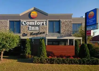 Comfort Inn On Raglan - 46