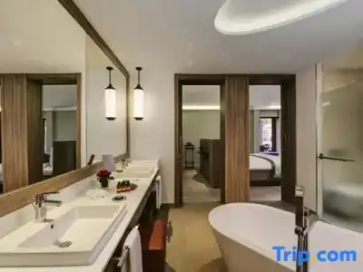 M Village Long Bien - 245