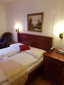 Esos Quelle - 6