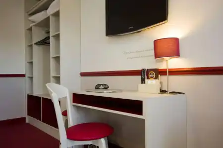 Hôtel des 4 Soeurs - 4