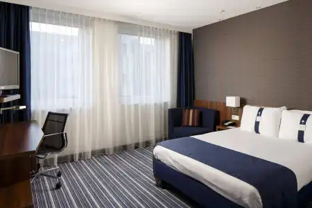 Hostelle - female only hostel - 5