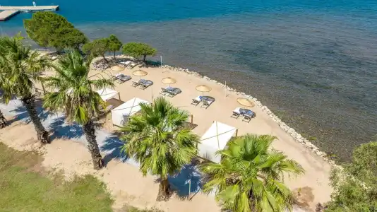 Chillos Beach & Lounge - 13