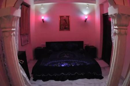 Rani Mahal - 33