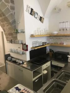 Little Italy Boutique Hostel - 62