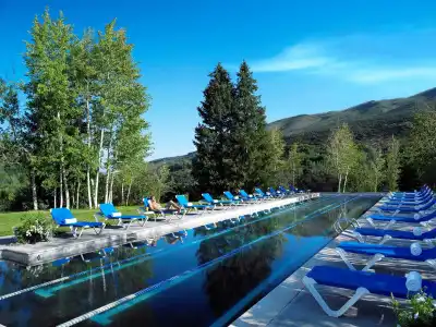 Aspen Meadows Resort - 19