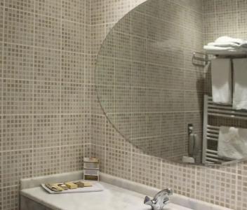 Bella View Art Boutique - 23