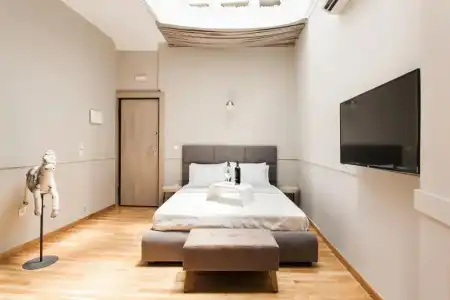 Step One | Luxury Suites Right in the Heart of Acropolis Next to Metro Station - 79