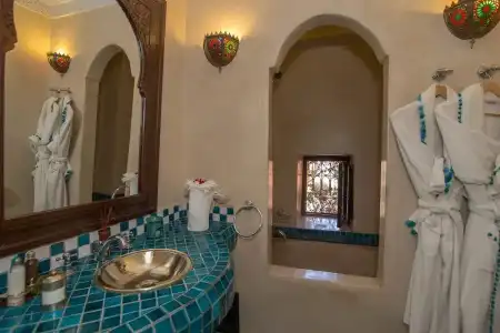 Riad Samsli - 60