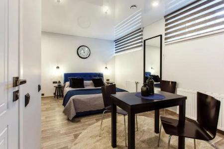 Old Town Trio Hostel Rooms - 33