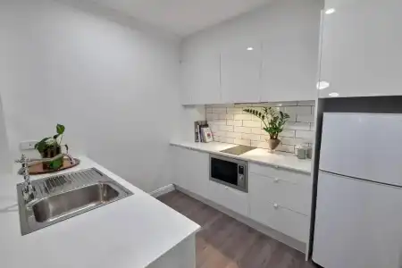 Adelaide Mansions Serviced Apartments - 17