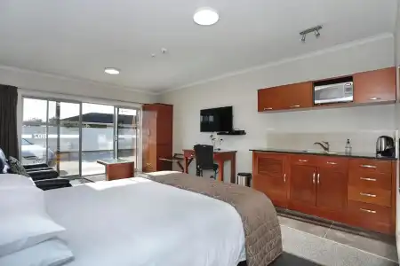 City Corporate Motor Inn - 64