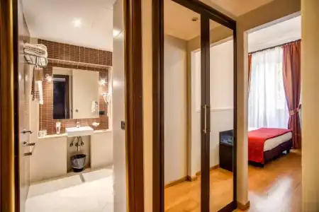 Everest Inn Rome - 41
