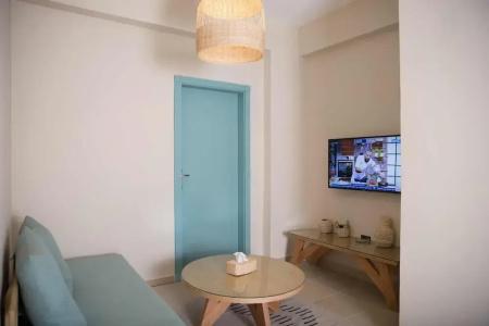 Redcon Suites - 245