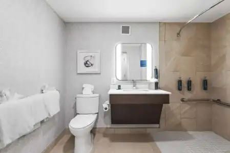 DoubleTree by Hilton Columbus - 31