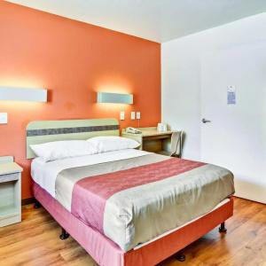Motel 6 Pittsburgh, PA - Crafton - 22