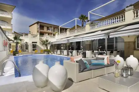 Van Der Valk Barcarola - 9