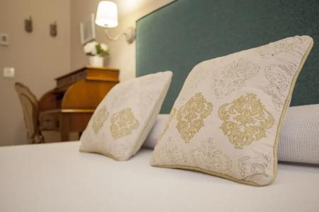 Hi Valencia Boutique - 21