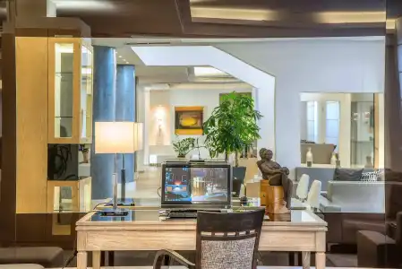 Occidental Aurelia - 28