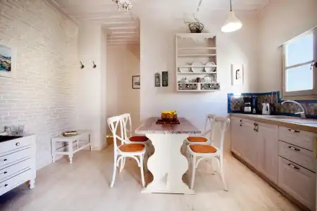 Rhoe Seaside Apartments - 8