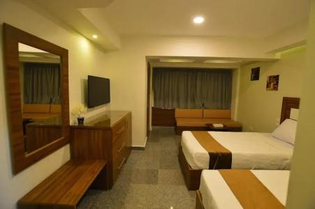Royal Inn Residence - 5