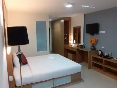 The Greenery Central Suites - 9