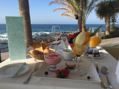 Oceano Beach Club - 11