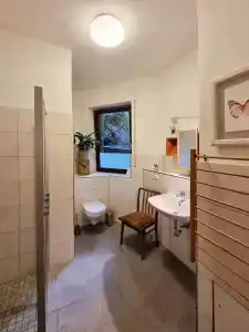 Lollis Homestay - Hostel - 88