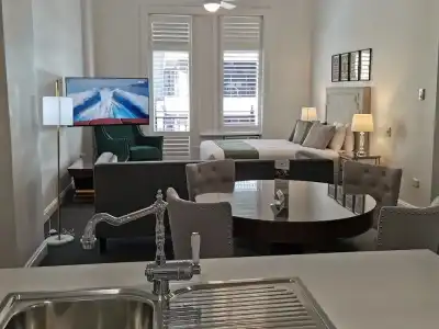Adelaide Mansions Serviced Apartments - 86