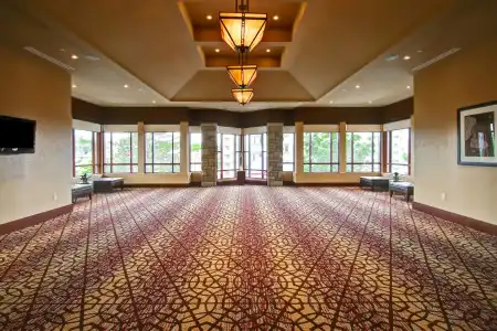 DoubleTree Fallsview Resort & Spa by Hilton Niagara Falls - 36
