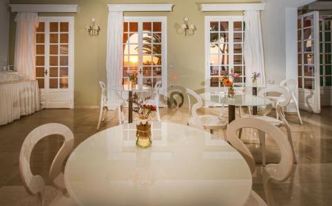 Balcony - Adults Only - 16