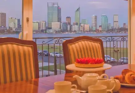 The Peninsula Riverside Serviced Apartments - 162