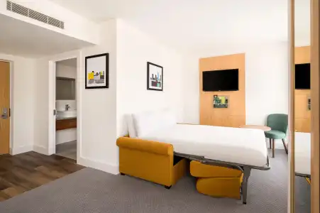 Holiday Inn Birmingham City Centre by IHG - 2
