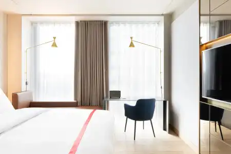 Ruby Emma Amsterdam - 6
