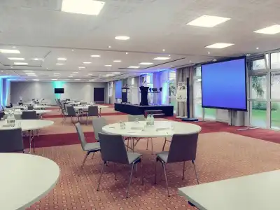 Mercure Caen Centre Port de Plaisance - 18