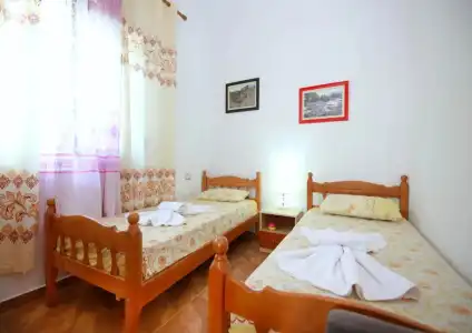 My Home Guest House - 10