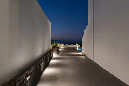 Volcanic Arc Suites - 9